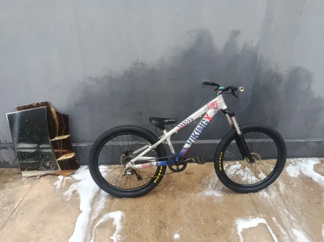 Bicicleta tuff 25