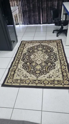 Tapete Renaissance 133m X 1,90m valor R$95,00