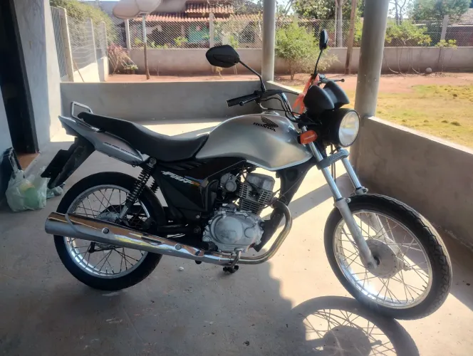 Vendo ou troco cg fan 150