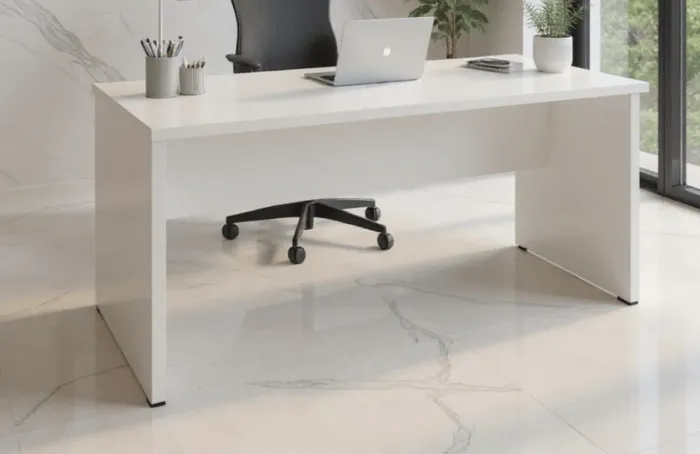 Vendo mesa escrivaninha 