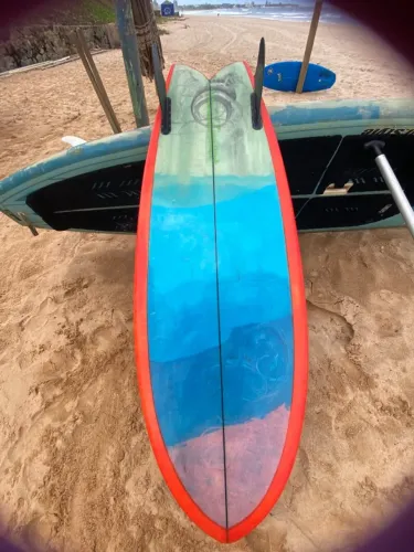 Prancha de Surf Blasphemya 5'0 - Modelo artesanal shapeado por Márcio Arjones(@arjonesride