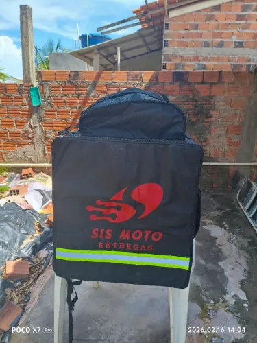 Vendo baú pra moto só 100 conto