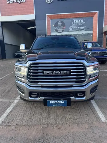Ram 3500 Limited Longhorn 6.7 TB CD Diesel 2024