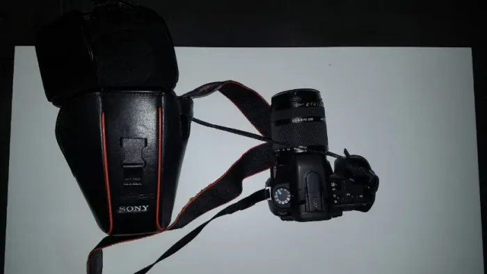 Camera Sony DSLR alpha a350 14.2Mpx com lentes, filtros e bolsa