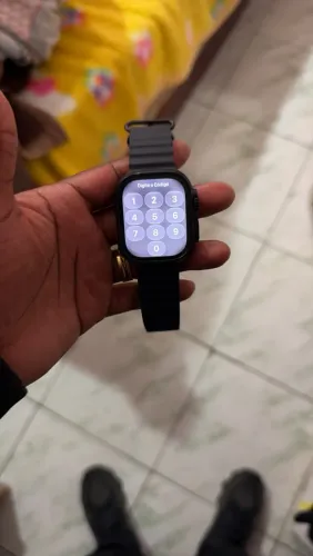 Apple Watch Ultra 2 GPS + Cellular - Caixa preta de titânio 49 mm