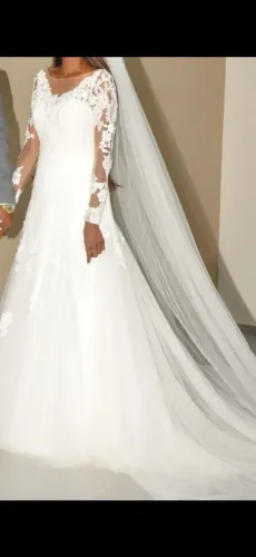 Vendo vestido de noiva usado somente uma vez novíssimo