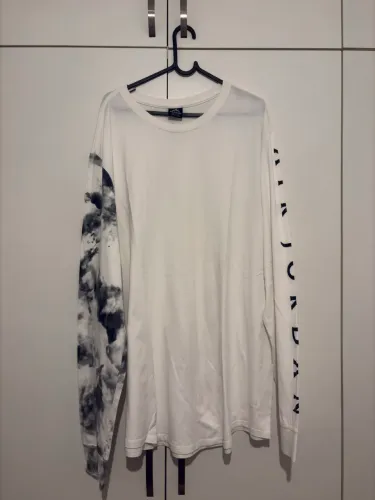 Camiseta Manga Longa Jordan Branca 