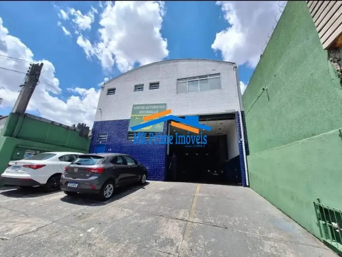 Glapão 450m² com 7mt de Altura no Rochedalle.