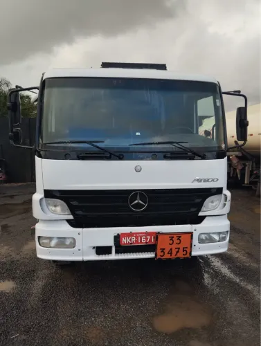 Caminhão Atego 2425 Mercedes Benz
