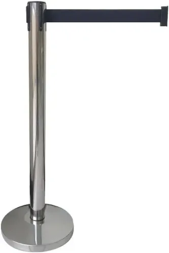 Pedestal Separador de Fila Cromado com Fita Retrátil Preta