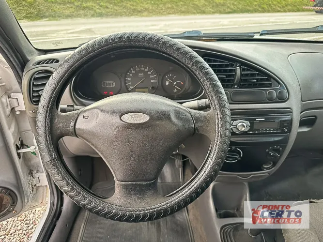 Ford Courier 1.6 L/ 1.6 Flex 2007