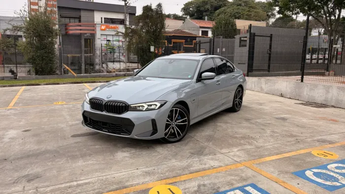 BMW 330E M Sport 2.0 Turbo Híbrido AU 2023