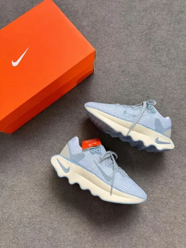 Tênis Nike motiva primeira linha