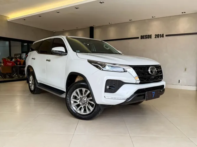 Toyota Hilux SW4 4X4 2.8 Diesel 2024