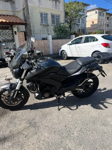 Dominar 400