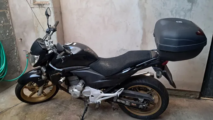 CB 300R 2015