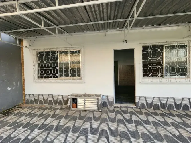Casa 2 Quartos com Vaga - Nossa Senhora de Fátima, Nilópolis