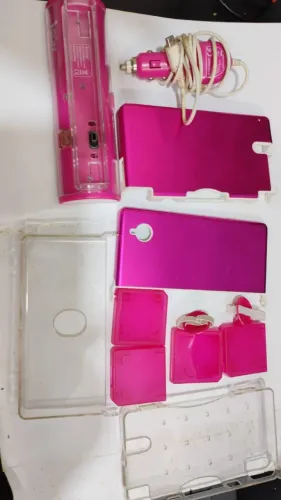 Acessorios p/ Nintendo DSi(dock,case, cartao R4, carregador, etc)