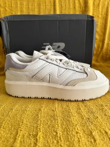 Tênis New Balance 36 novo