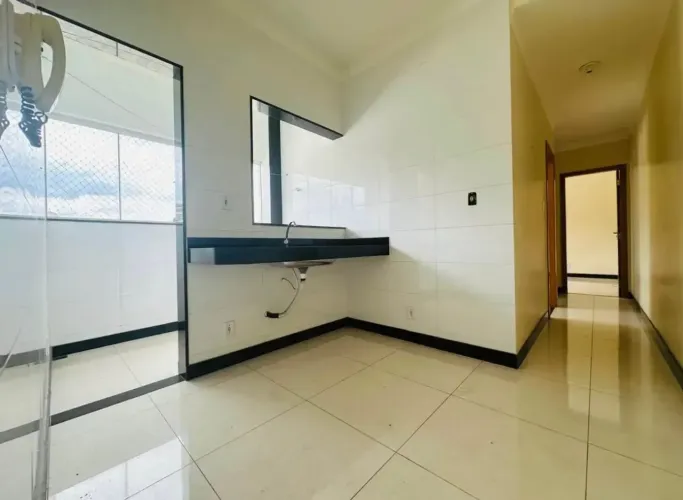 Apartamento a venda com 2 quartos no bairro Santos Dumont I