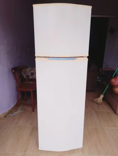 Vendo geladeira
