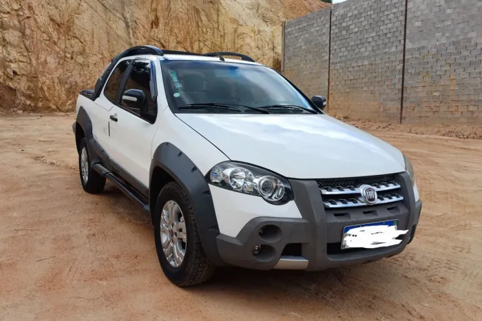 Fiat Strada Adventure1.8/ 1.8 Locker Flex CD 2012