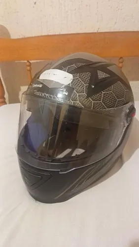 Capacete FW3 GT2 ? R$ 180,00