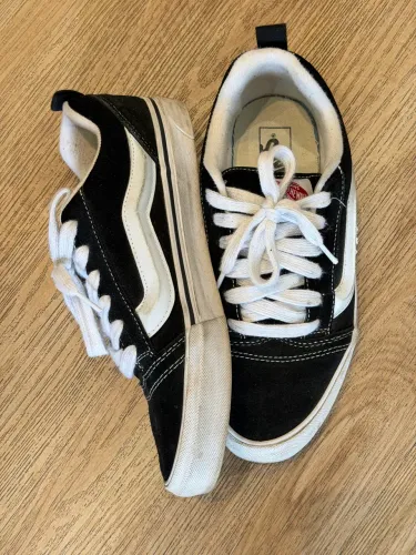 Tênis Vans know Skol TAM 40