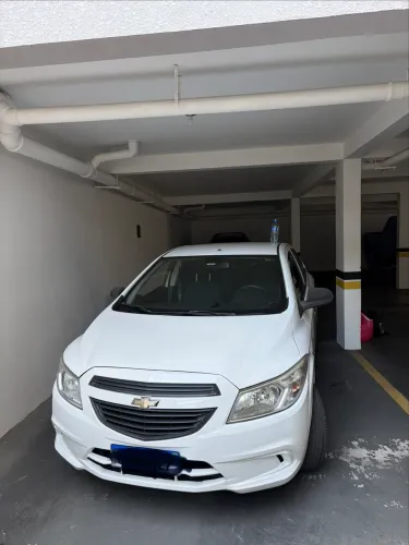 Chevrolet Onix JOY Hatch 1.0 8V Flex Mec. 4P 2018