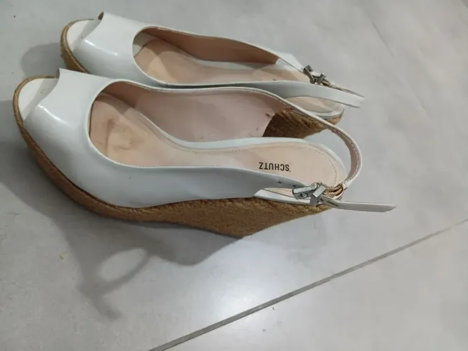 Sandália tipo espadrille tam 34 schutz