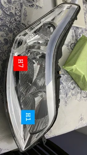 Farol Citroën C4 lado DIREITO