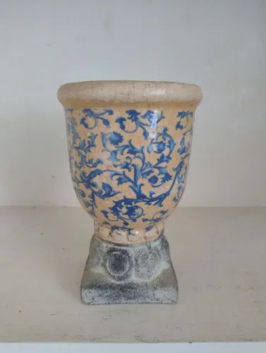 Vaso cimento pintura portuguesa 
