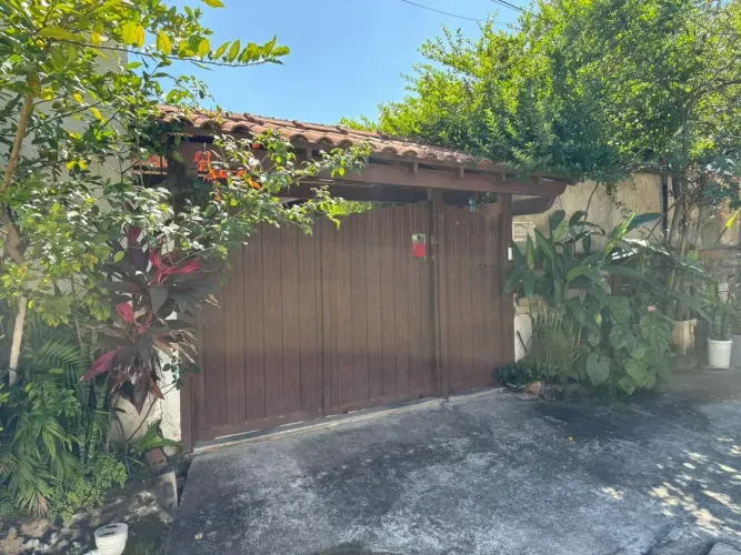 Oportunidade em Vista Alegre: Casa Ampla com 175m²!