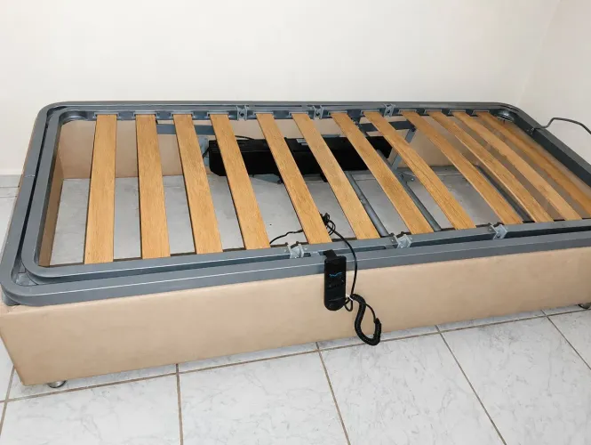 Cama Articulada Motorizada Pilotis