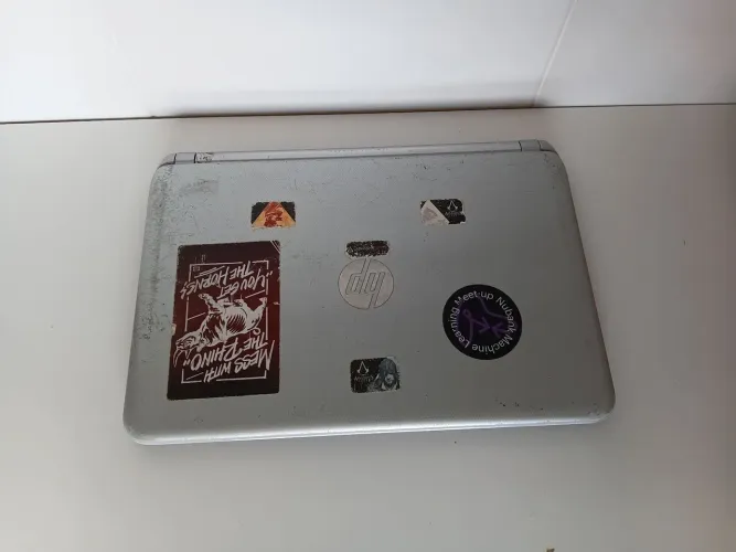 Notebook HP Pavilion 14 Intel Core i7 8GB RAM SSD 120GB Placa Radeon Leia a descricao