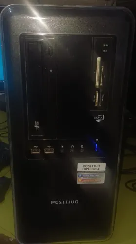 Computador da Positivo PCTV