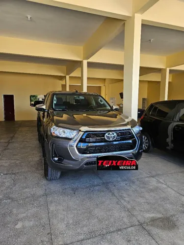 Toyota Hilux CD SRV 4X4 2.8 TDI Diesel Aut. 2023