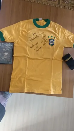 Camisa Seleção Brasileira CBD - Autografada Pelé