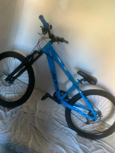 Bike aro 26 semi nova