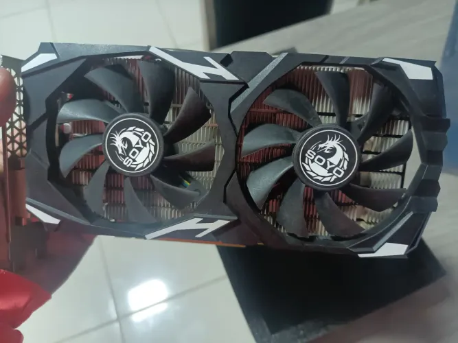 RX 580 8 GB (aceito cartão) entrego e testo na hora