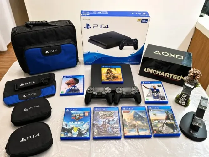 PS4 slim - 500 GB + 7 Jogos + Acessórios (Game Extremamente Conservado)