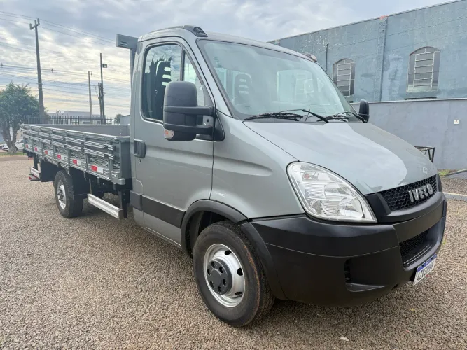 Iveco Daily Chassi 45s17 3.0 16V Diesel Mec. 2P (e5) 2014