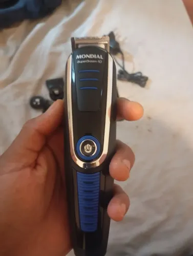 Máquina de cortar cabelo mondial original usada 1 vez apenas! 