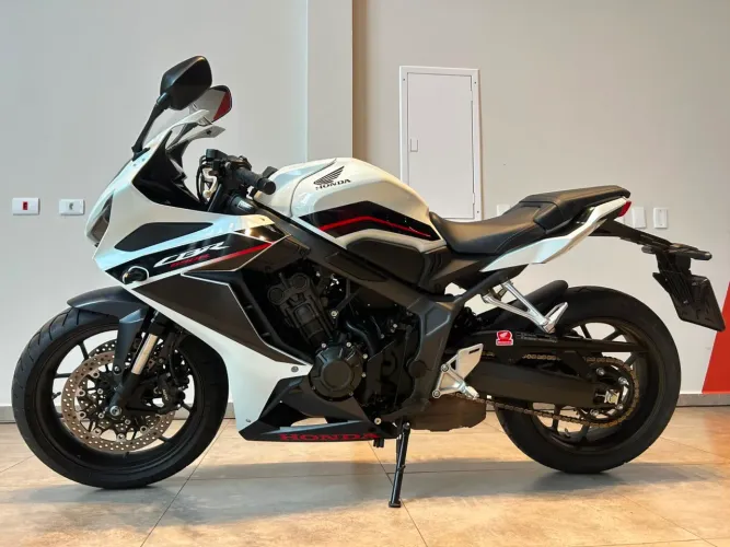 CBR 650 R