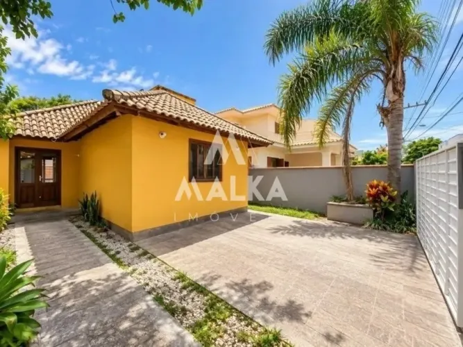 Casa com 2 Quartos para alugar, 100m² - Rio Tavares