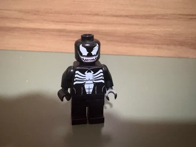LEGO VENOM