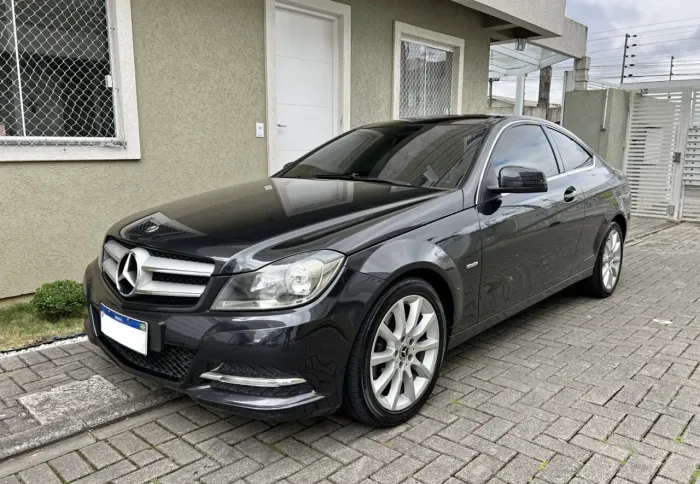 Mercedes-Benz C-180 CGI Coupe 1.8 16V 156cv Aut. 2012