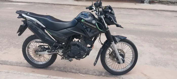 Vende se moto crosser 150