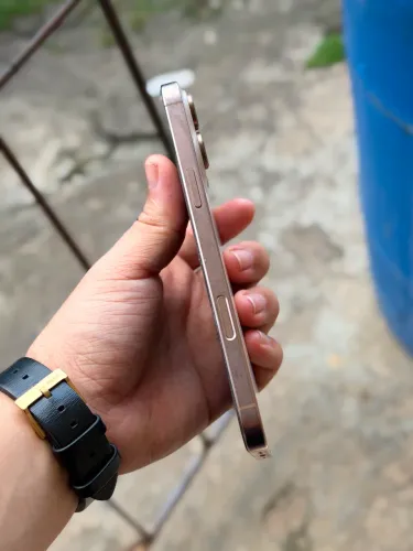 iPhone 16promax (Leia a descrição)