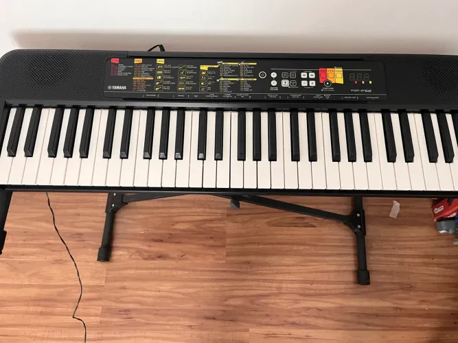 Teclado Yamaha PSR-FS2